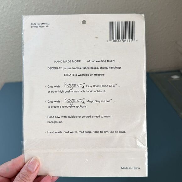 ELEGANCE Vintage 90s Bucking Bronco Western Sequin Applique *NEW* - Picture 3 of 4